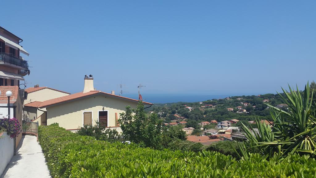 Casa Leoni كابوليفيري الغرفة الصورة